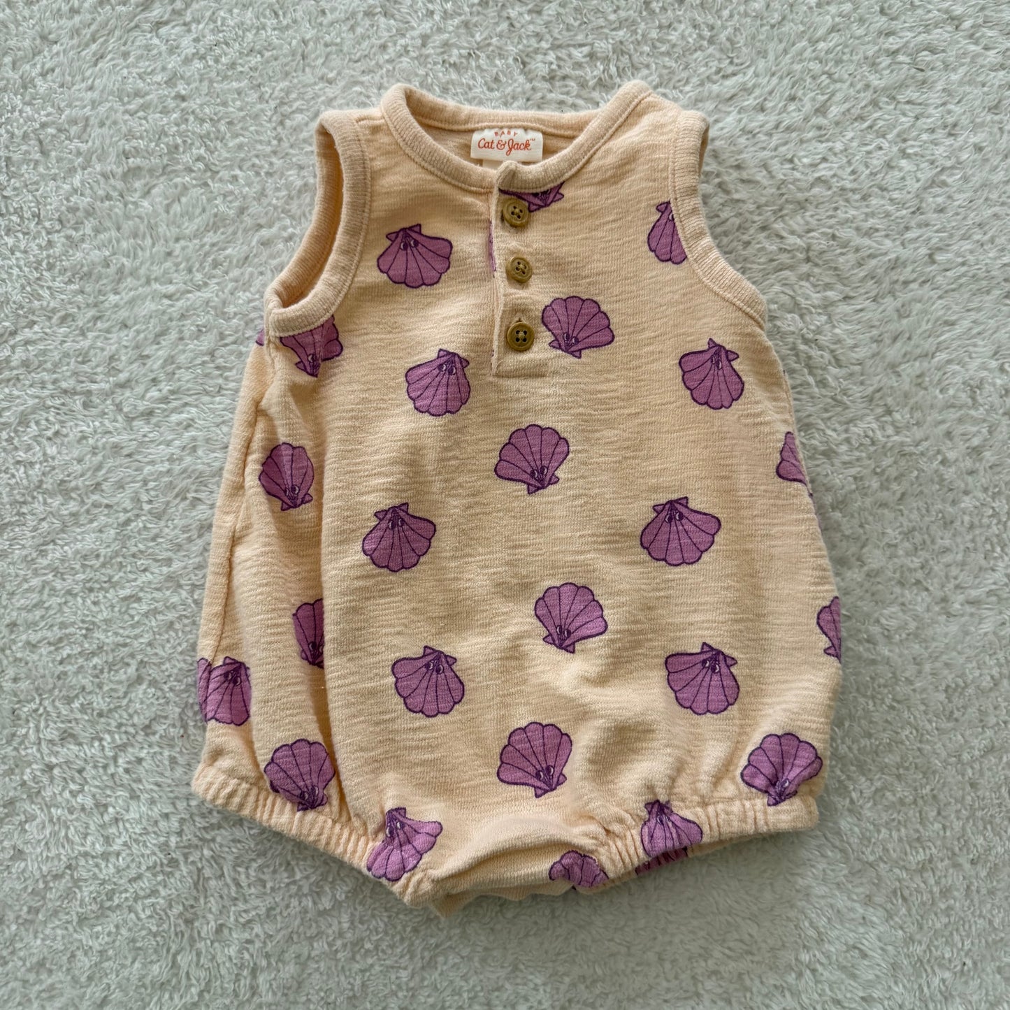 0-3m Preloved Seashell Romper