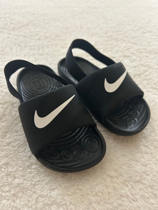 5C Sandals