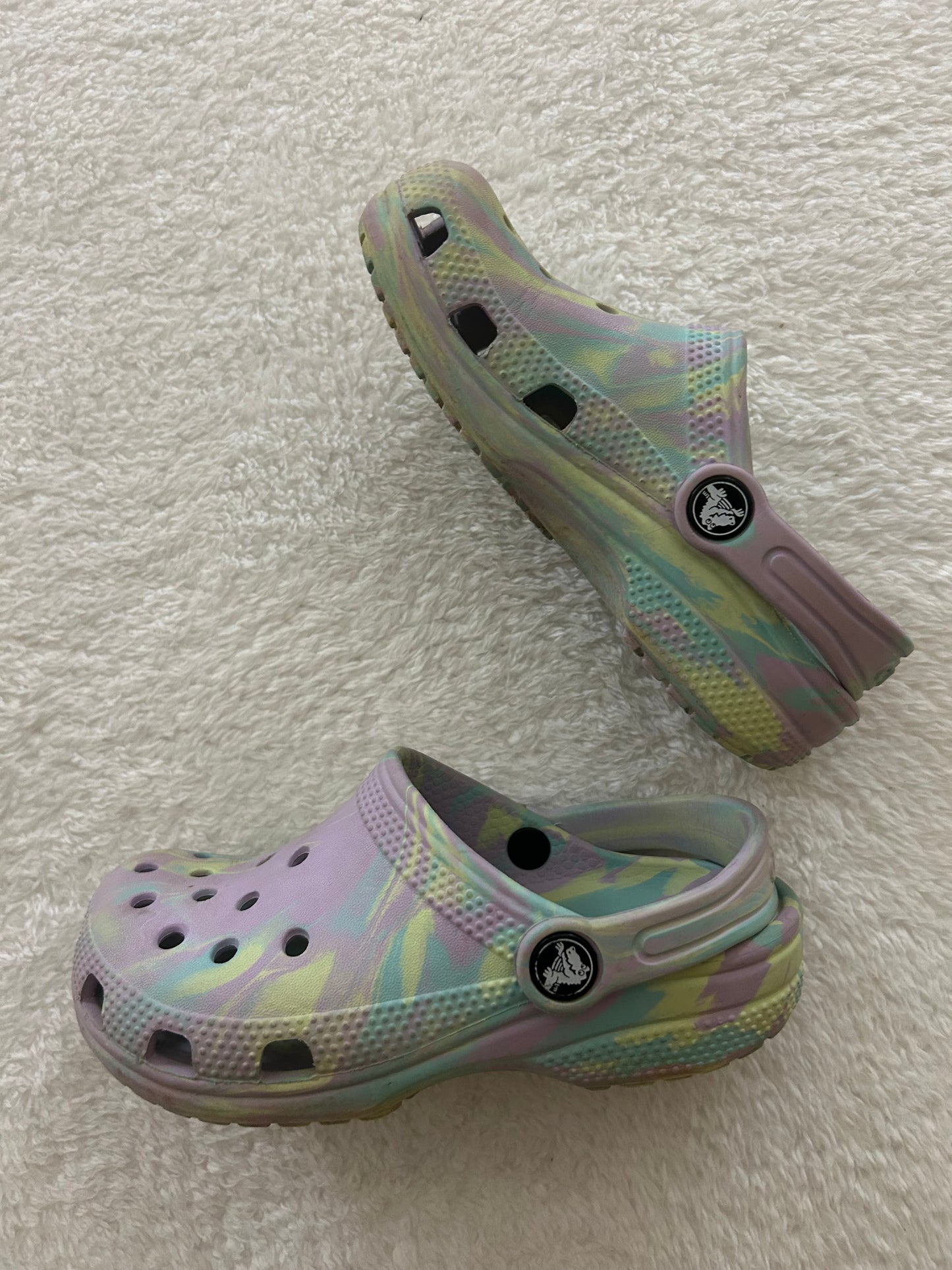 12C Tiedye Crocs