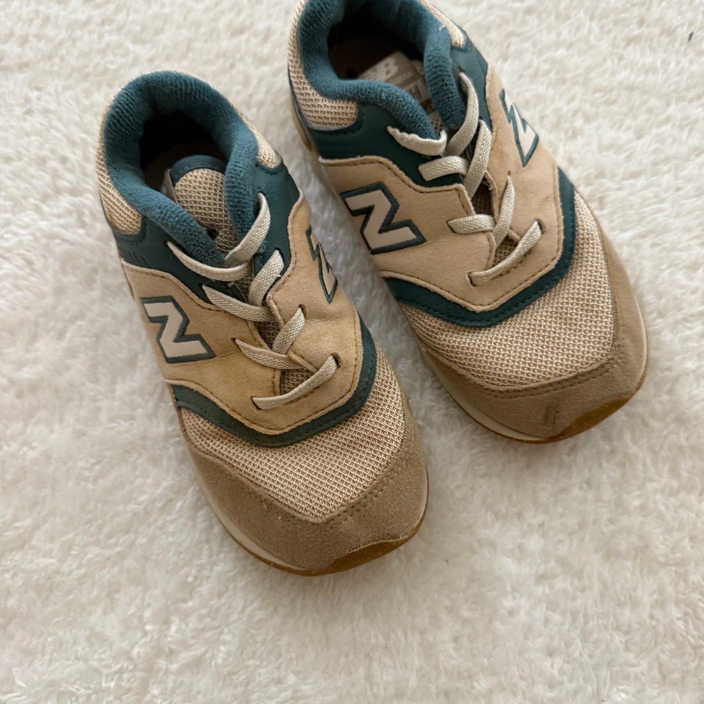 10c Preloved Sneakers AS IS