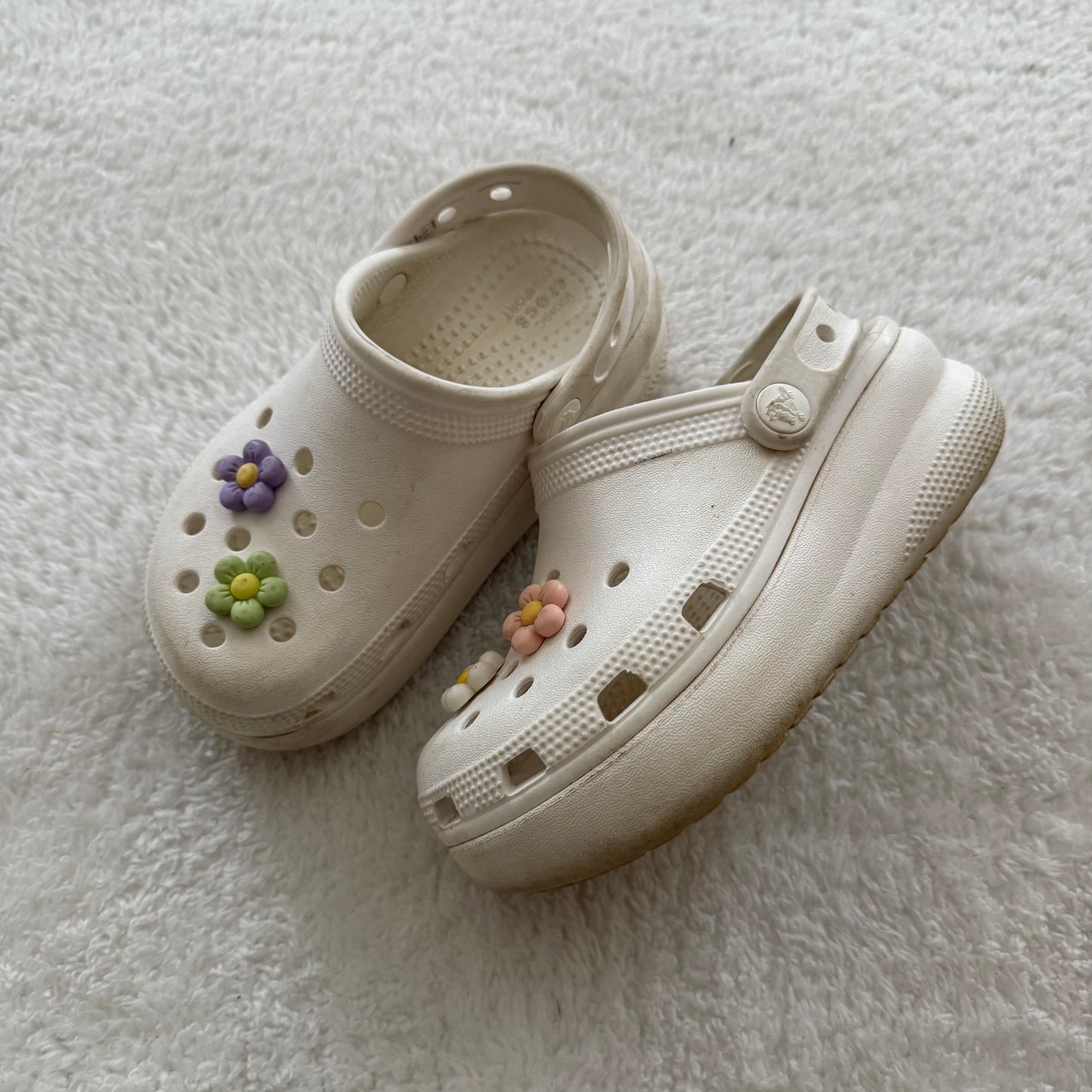12c Preloved Platform Crocs AS IS